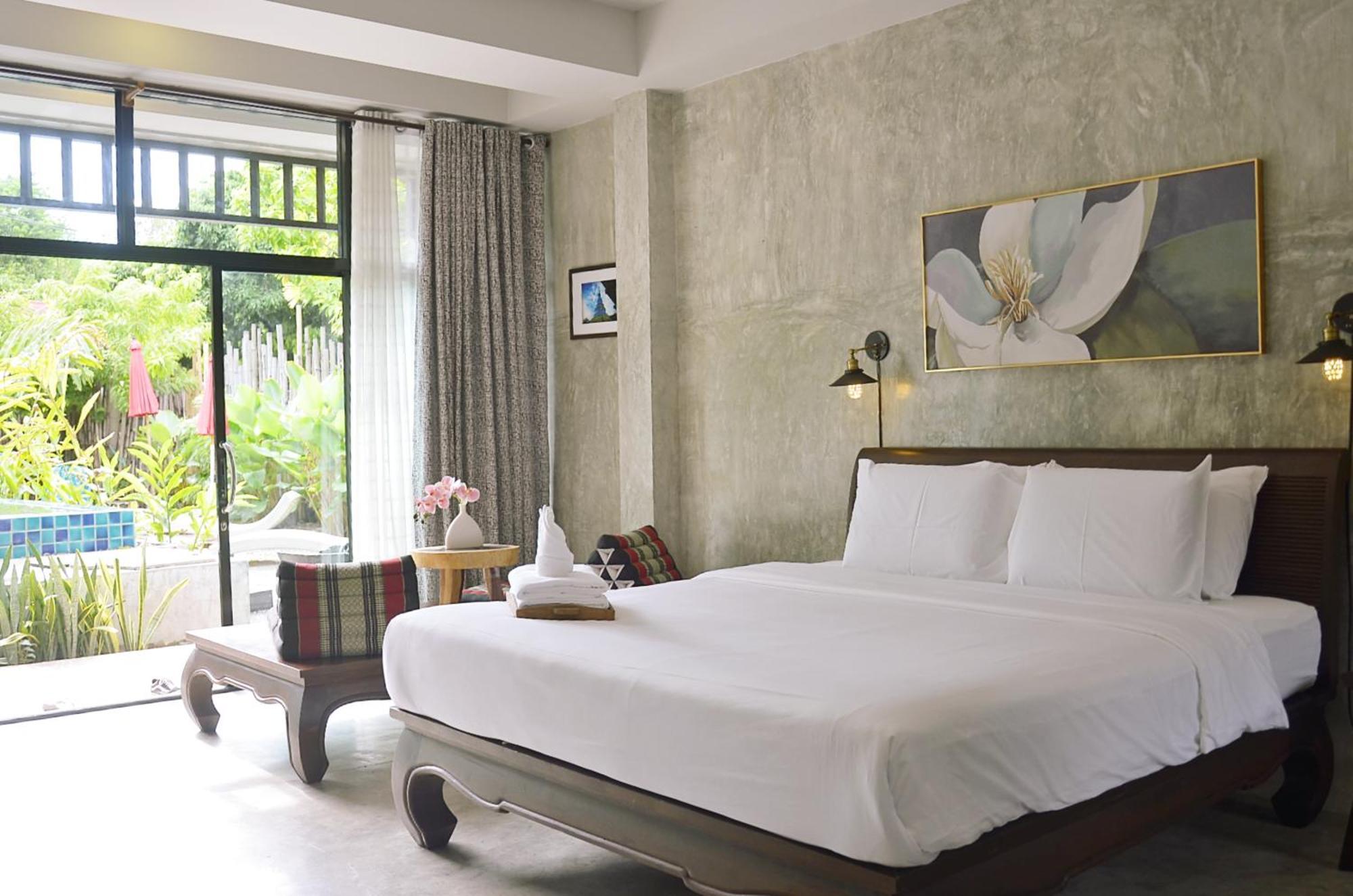 Hotel Arun Rawee อรุณ รวี Chiang Mai Exterior foto